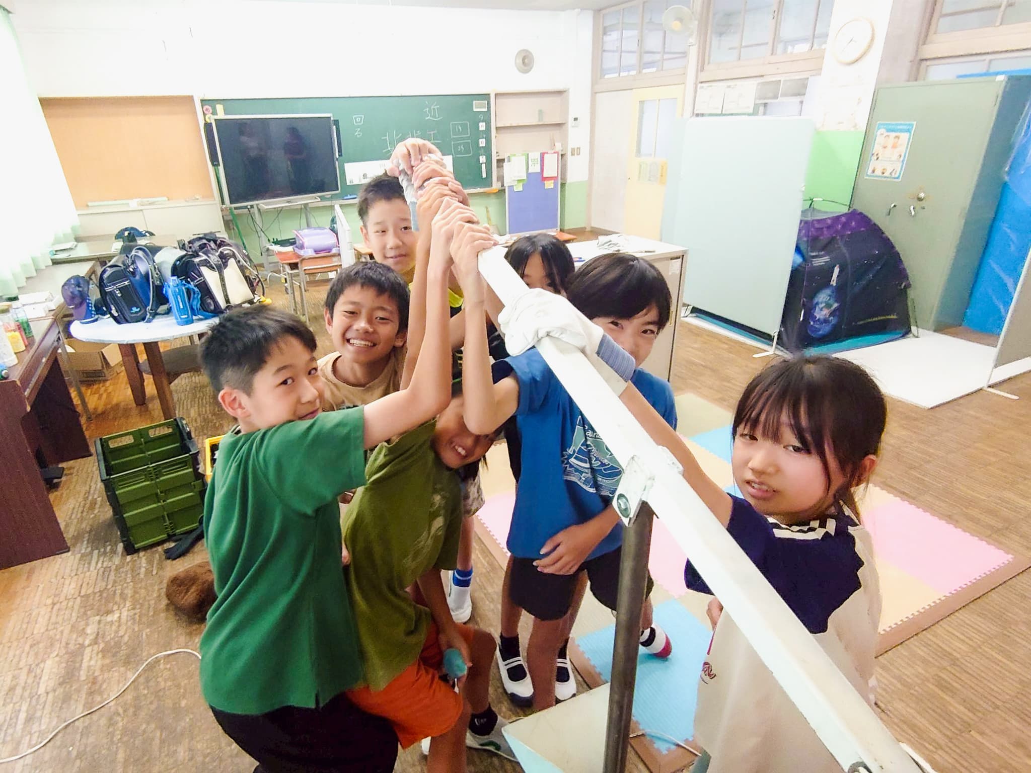 東唐津小学校でのアップサイクル授業の様子