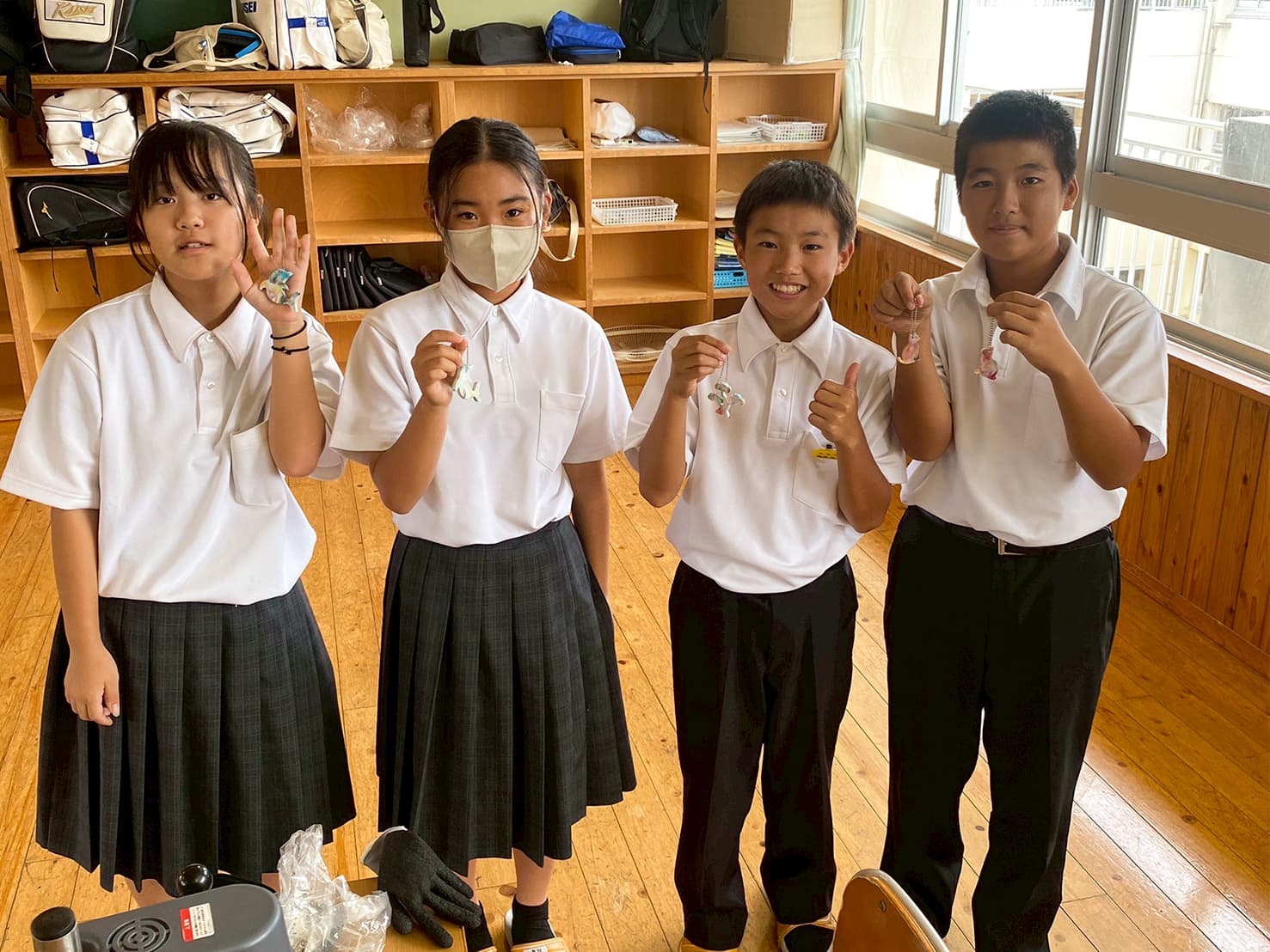 海青中学校でのPrecious Plasticワークショップ