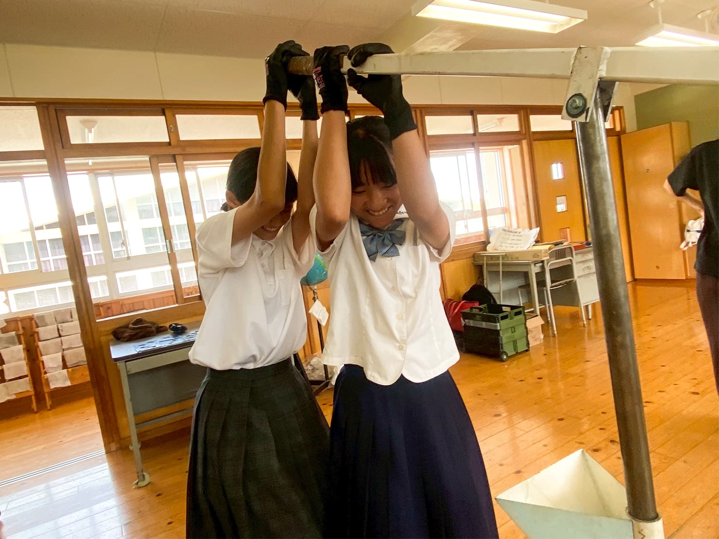 唐津の海や松原をモチーフにした生物多様性キーホルダー