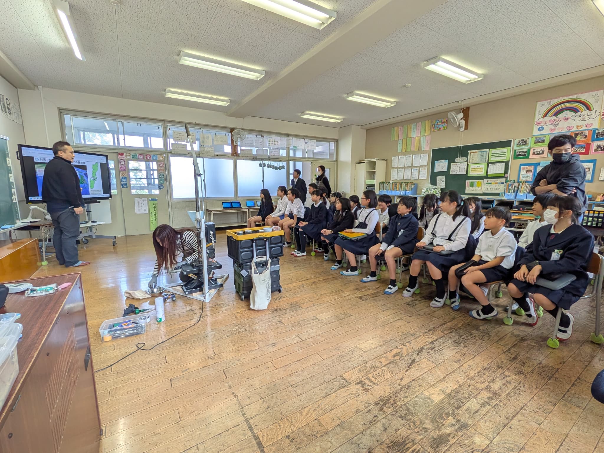 展示会場での集合写真