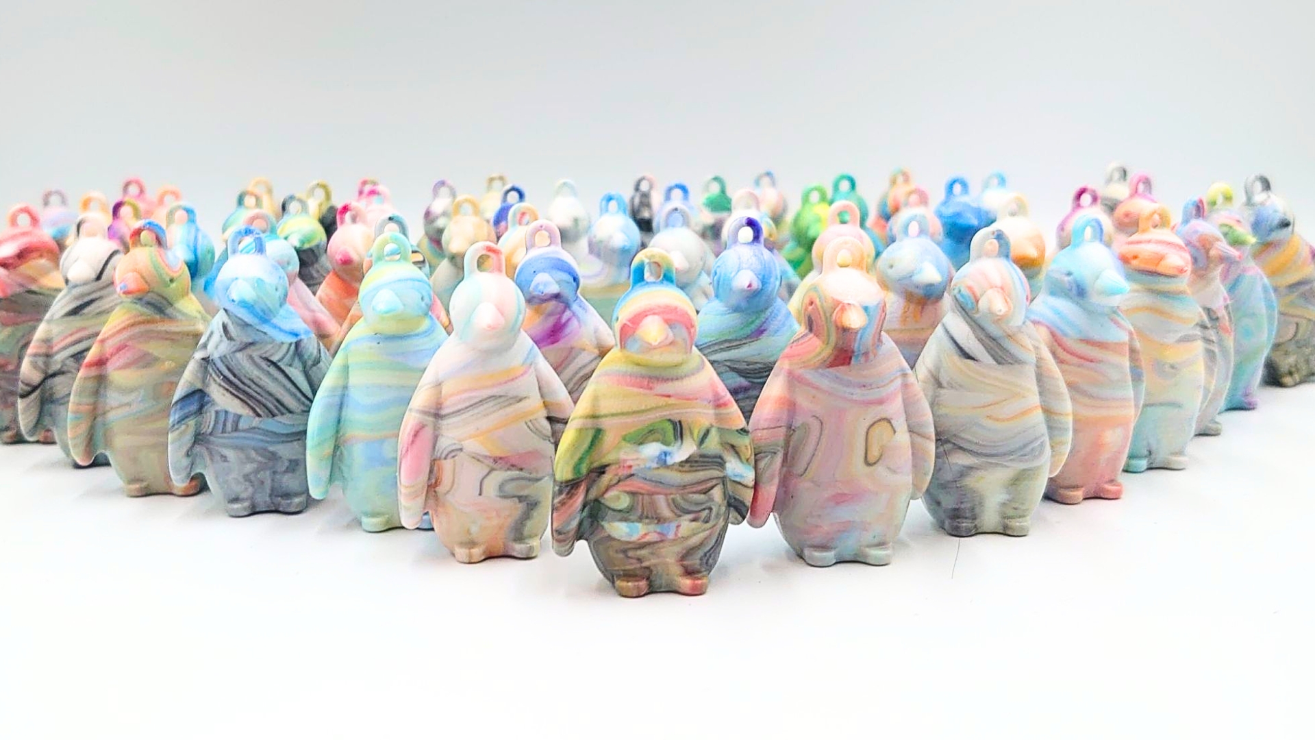 Precious Plastic Hitachi Academy ペンギンキーホルダー