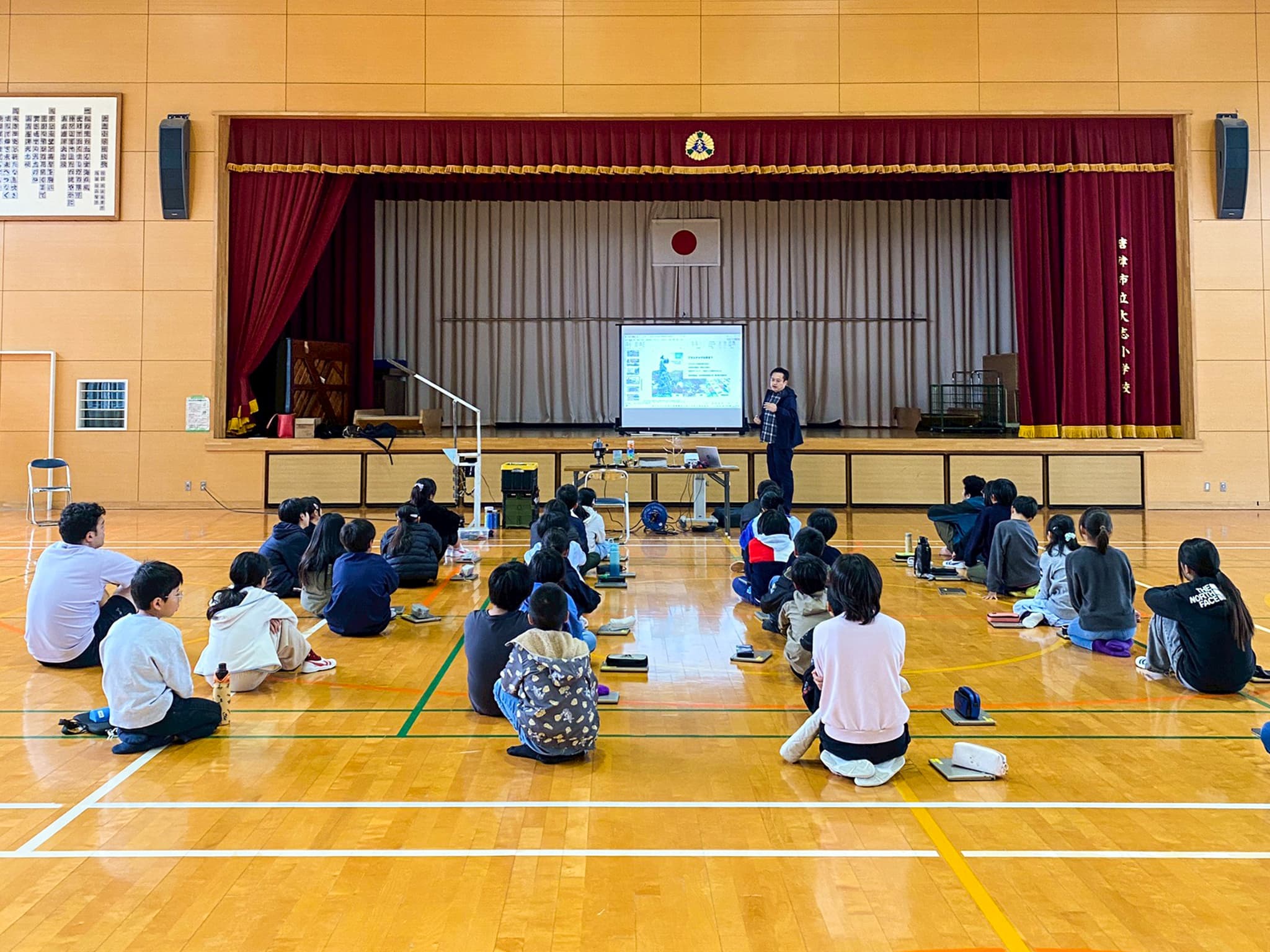大志小学校でのPrecious Plasticアップサイクル授業